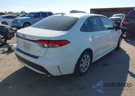 2020 Toyota Corolla Le z USA, uszkodzony, nr VIN 5YFEPRAE4LP131149